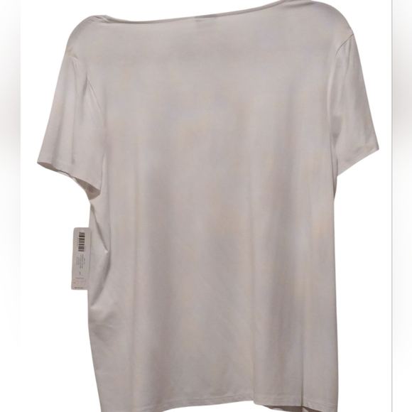 Chico's - NWT, White Blouse W/ Red & Gold Stars, Short Sleeves, Scoop Neck, - Picture 3 of 10